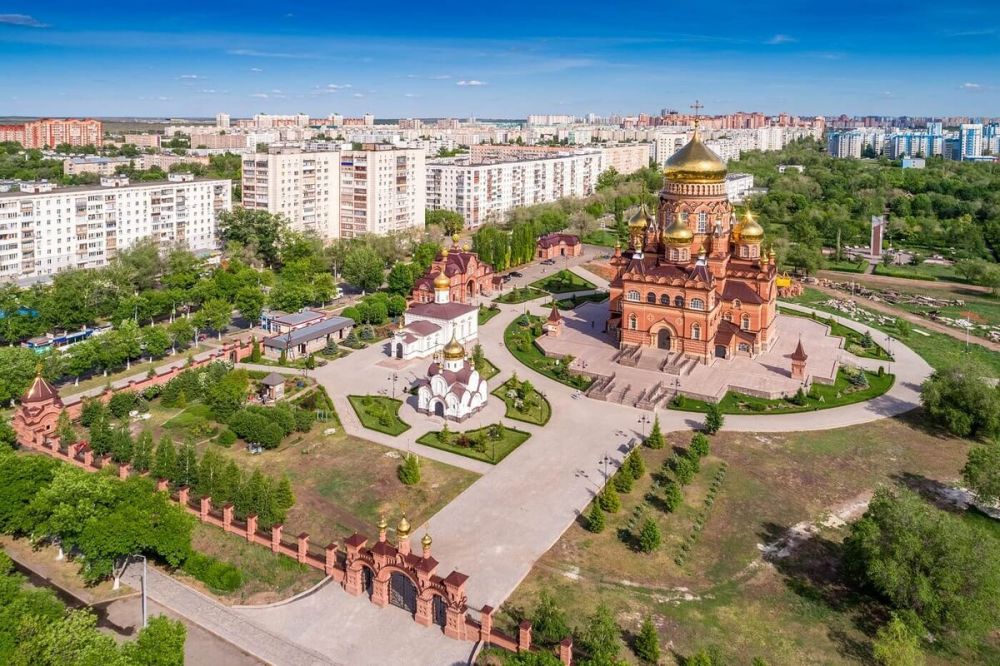 Панорама города